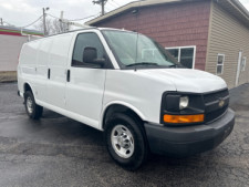 2011 CHEVROLET EXPRESS G2500  Mid-Size - Image 1