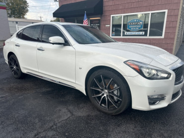 2015 INFINITI Q70L - Image 1