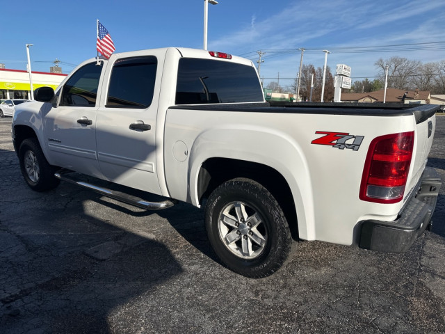 2013 GMC Sierra 1500 SLE photo 3