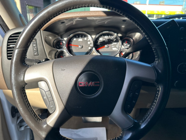 2013 GMC Sierra 1500 SLE photo 25