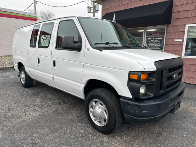 Ford E-Series Econoline Van's photo