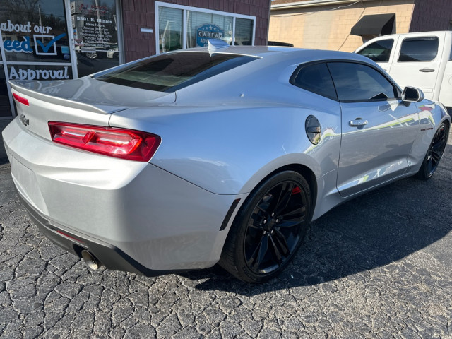 2018 Chevrolet Camaro 1LT photo 5