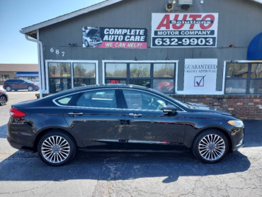 2017 FORD FUSION SE Sedan - 7384 - Image 1