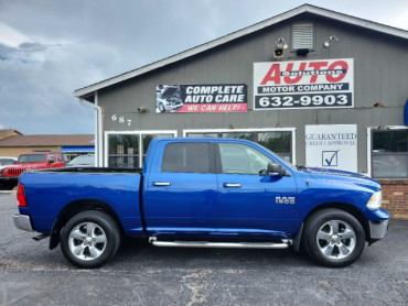 2017 RAM 1500 SLT Truck - 7401 - Image 1