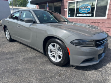 2017 DODGE CHARGER SE Sedan - 7416 - Image 1