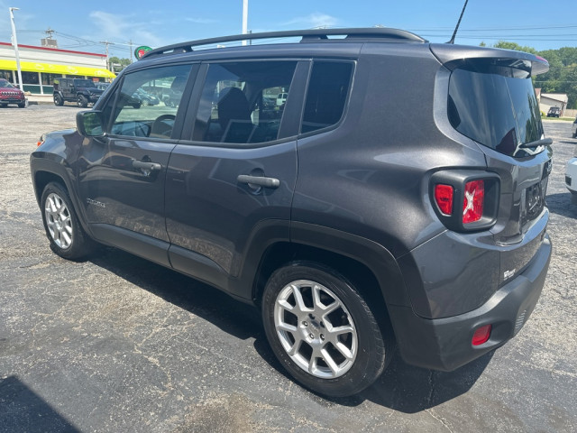 2021 Jeep Renegade Sport photo 3