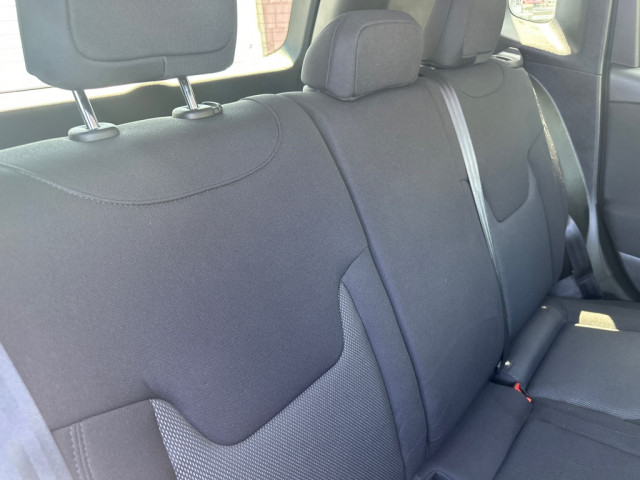 2021 Jeep Renegade Sport photo 14