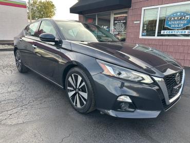 2019 NISSAN ALTIMA - Image 1