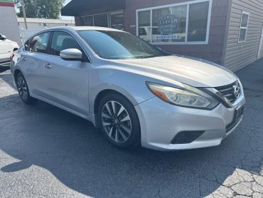 2016 NISSAN ALTIMA SV 2.5 Sedan - 7745 - Image 1