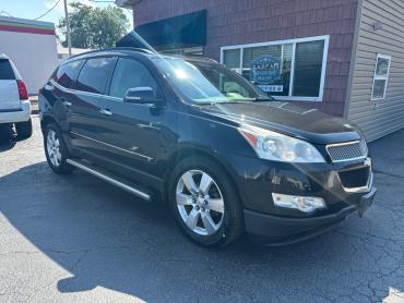 2009 CHEVROLET TRAVERSE LTZ SUV - 7710A - Image 1
