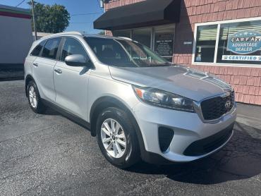 2019 KIA SORENTO - Image 1