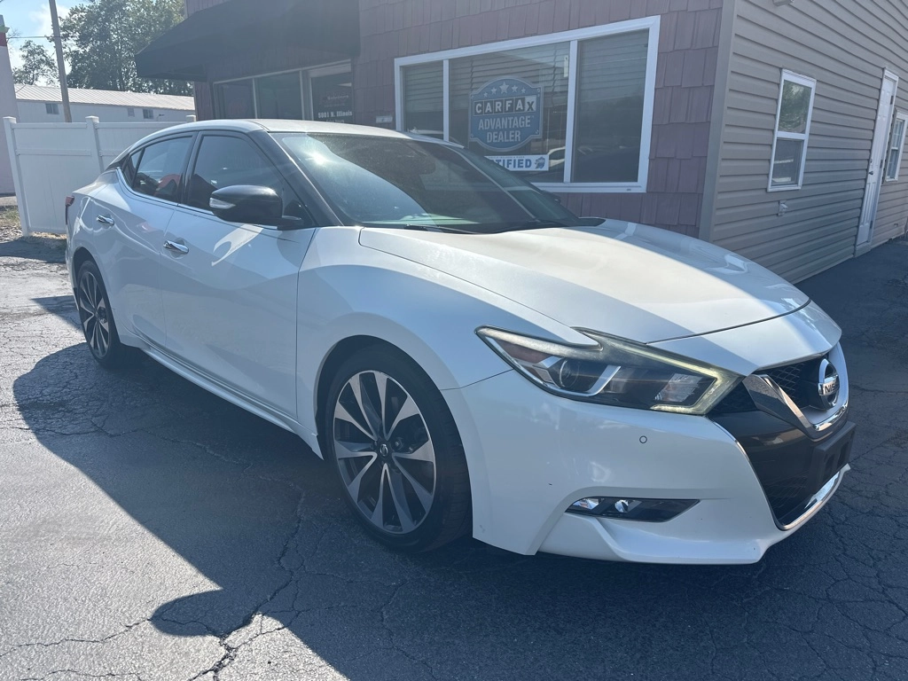 2016 Nissan Maxima SR